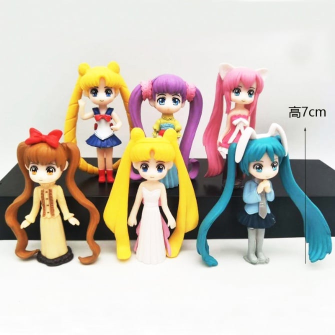 7-9cm Sailor Moon Cake topper figure