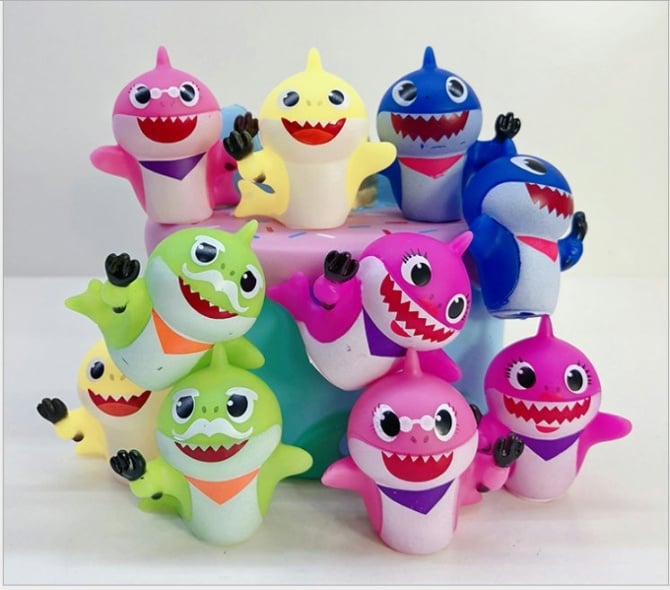 10 in 1 plastic baby shark Figurine Set Cake Topper