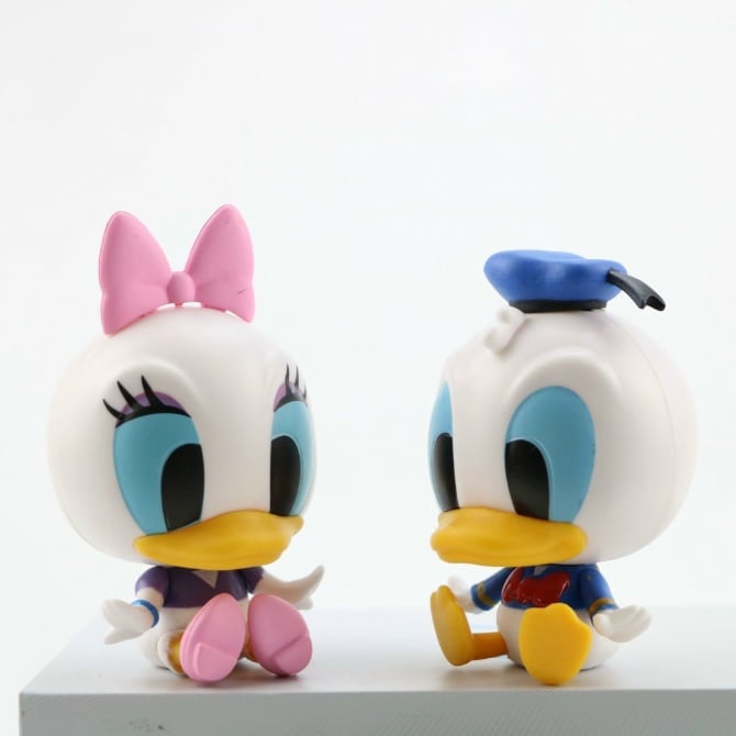 2 in  1 Donald duck Figurine Set / Cake Topper