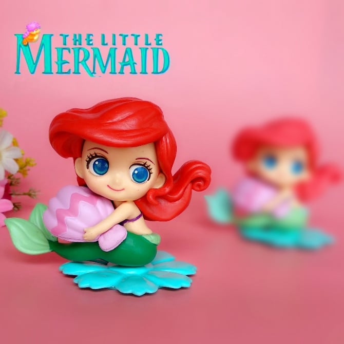 Small Mermaid Princess  with gift box Figurine / Cake Topper