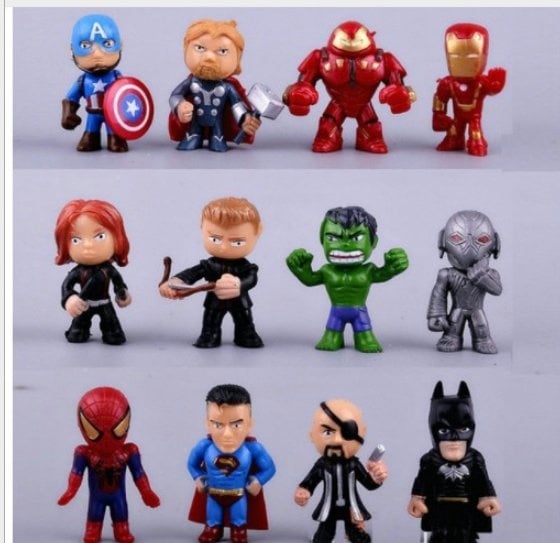 12 in 1 Mini D2 Figurine set / cake Topper for Marvel's The Avengers BATMAN