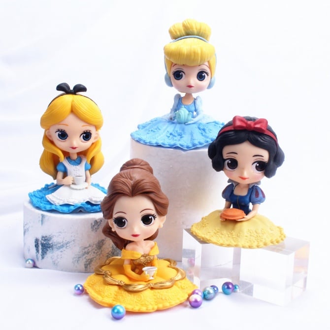 Princess lunch Figurine Set / Cake Topper