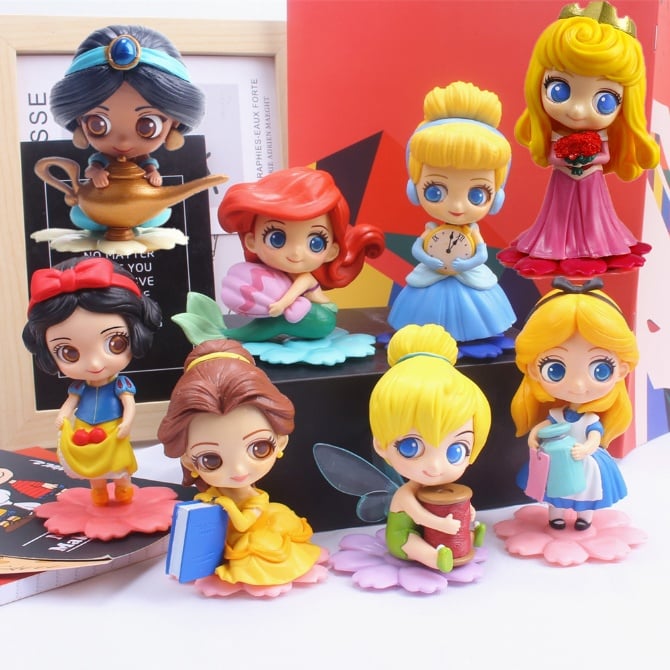 sweetiny Q version Princess Figurine / Cake Topper