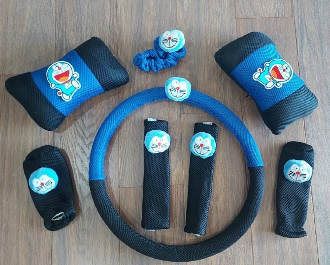 8 in 1  Doraemon add thick Spacer Fabric Car STEERING accessory