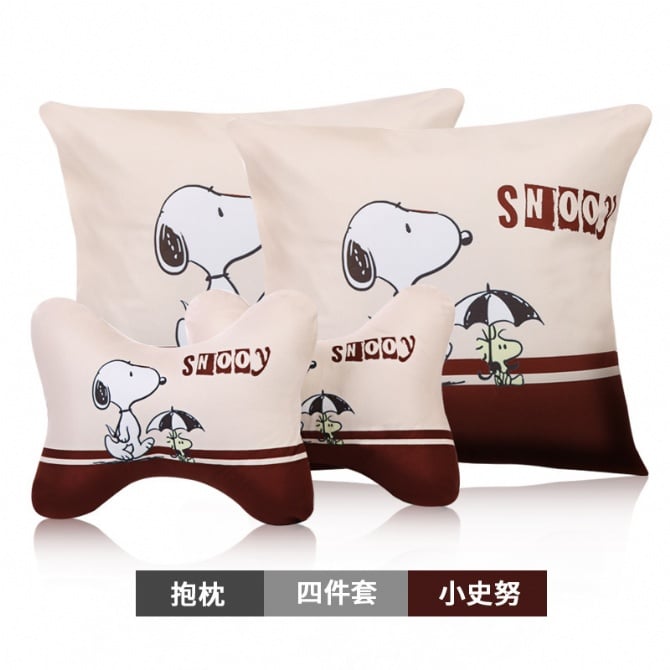 Snoopy car neck/waist pillow -