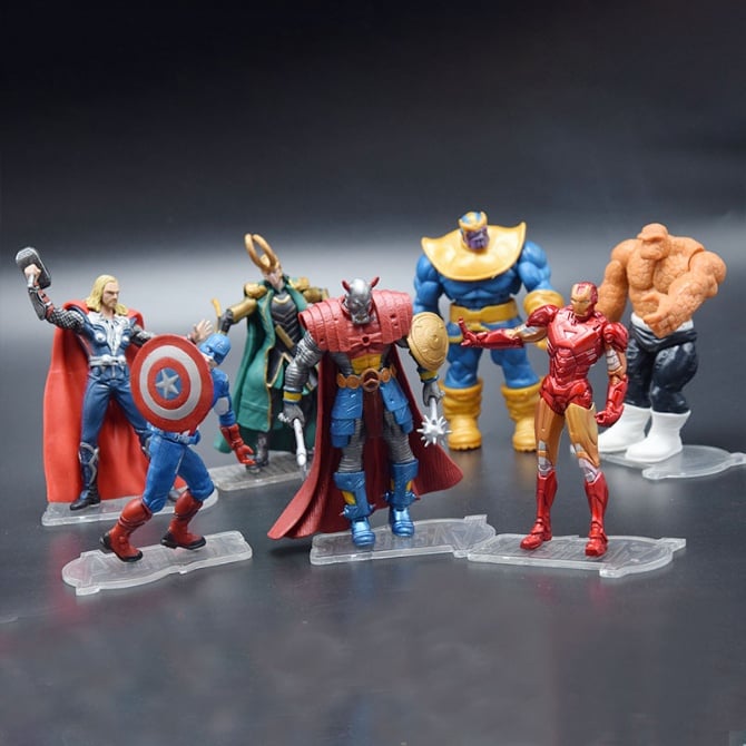 7 in 1 Figurine set / cake Topper for Marvel's The Avengers BATMAN SPIDERMAN