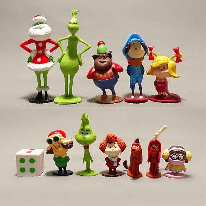 12 in 1 Figurine set / cake Topper for The Grinch