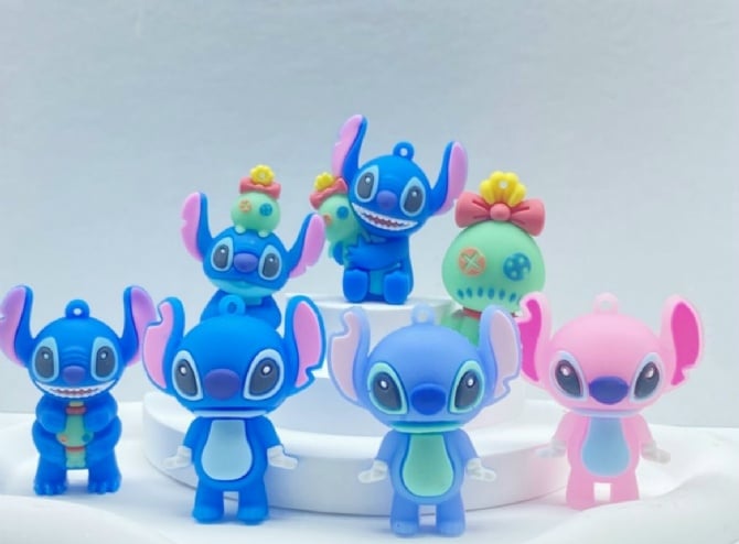7 in 1 stitch cake topper