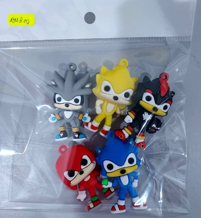 stitch SONIC cinnamaroll panda spongebob shin chan snoopy hello kitty tom jerry snoopy kirby cake topper