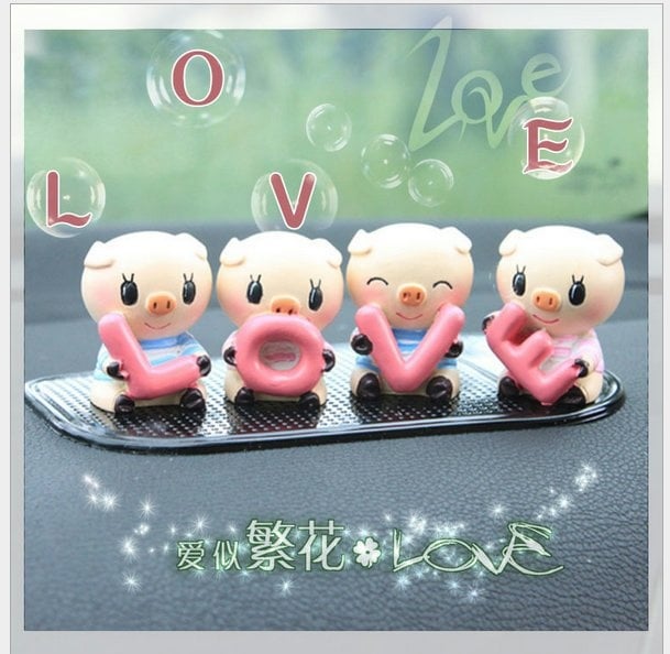 LOVE  Pig