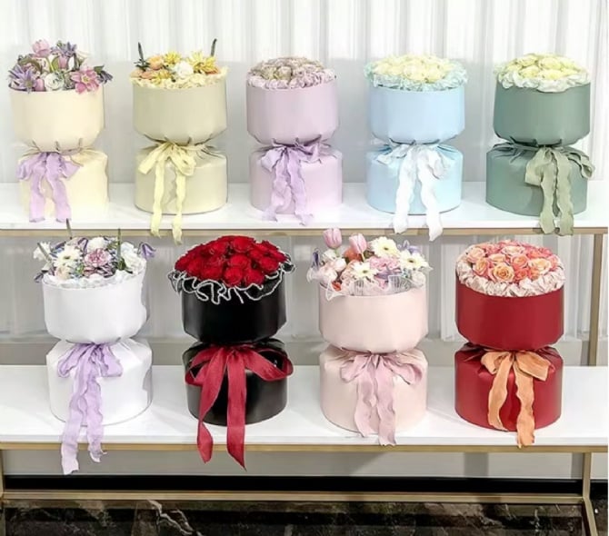 DIY Round Flower Metallic Bouquet Surprise Gift