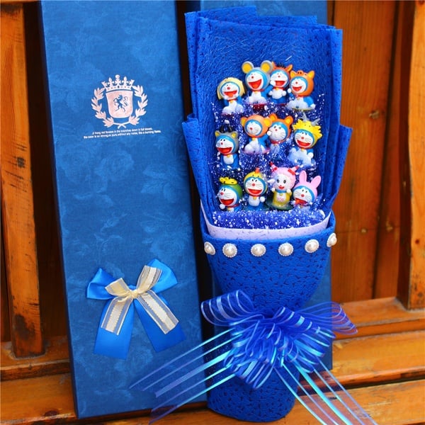 12pcs doraemon with gift box /cartoon bouquet free present card