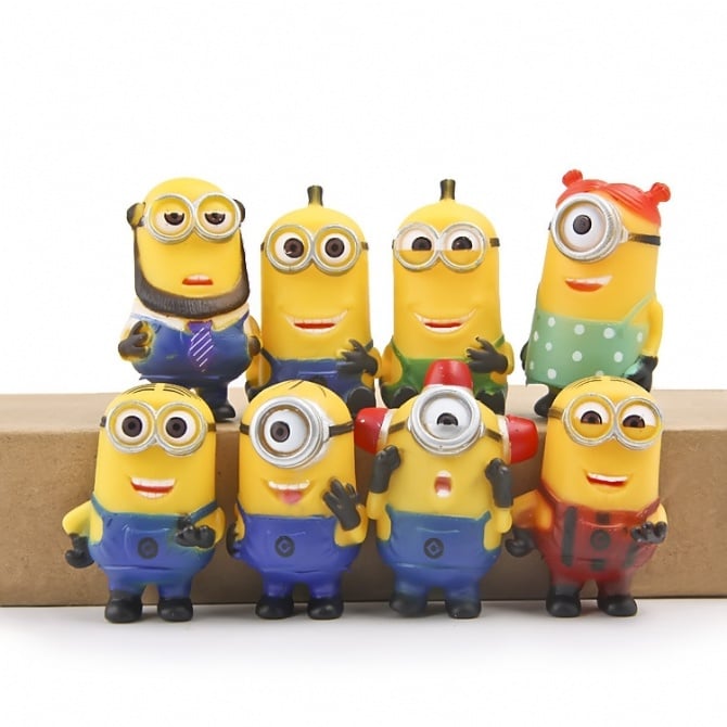 Minion plastic Figurine Set / Cake Topper (8in 1)
