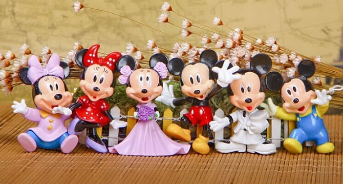 Mickey Mouse  Minnie Figurine Set / Cake Topper (6 in 1)