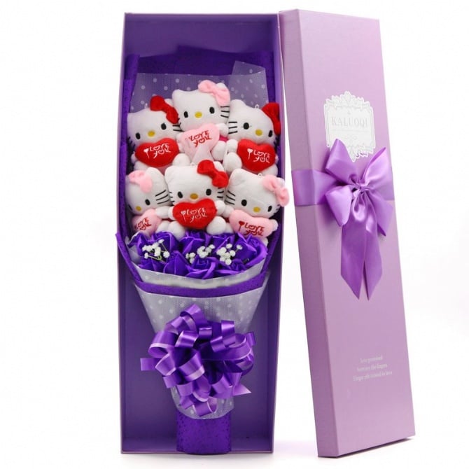 6pcs hello kitty and  6pcs soap flower bouquet with gift box