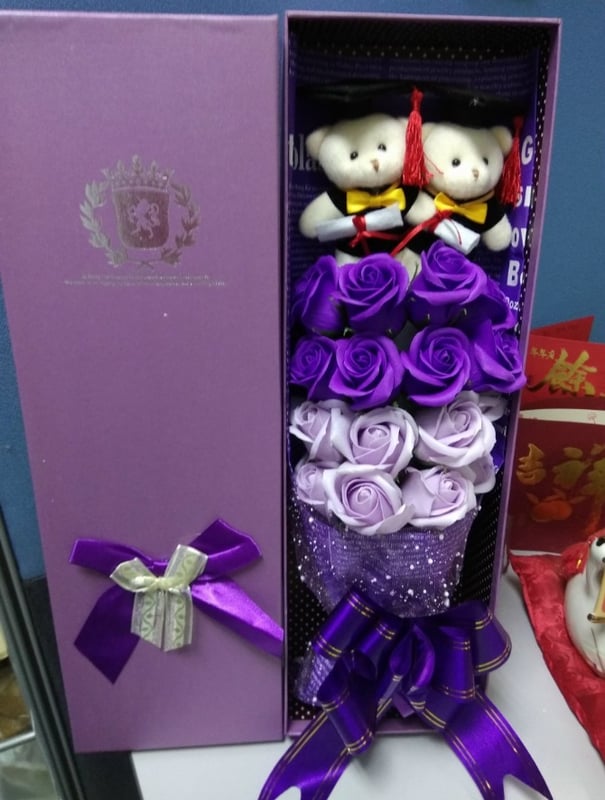 2pcs graduation teddy bear with 16pcs LOVE Flowers with gift box Love Present for Birthday Anniversary Valentines mother's father's day present card