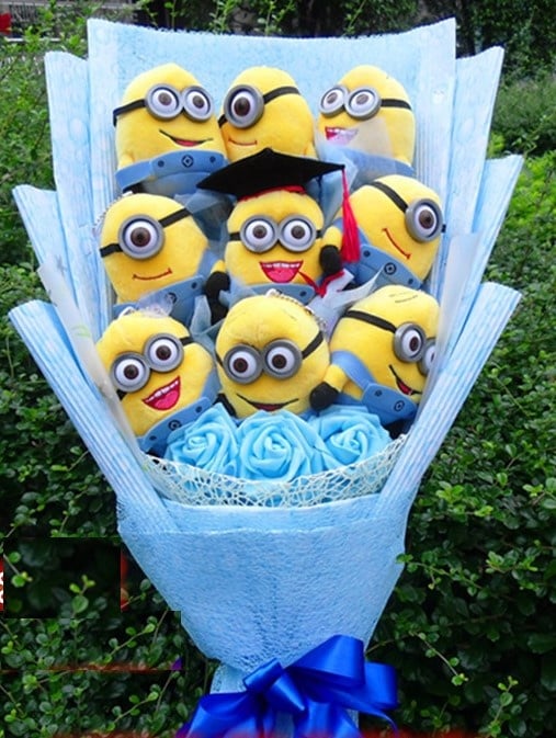 9pcs graduation minion with 3 big flower Gift box and free card