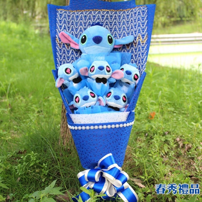 1 big 5 small LOVE eyes stitch bouquet with gift box