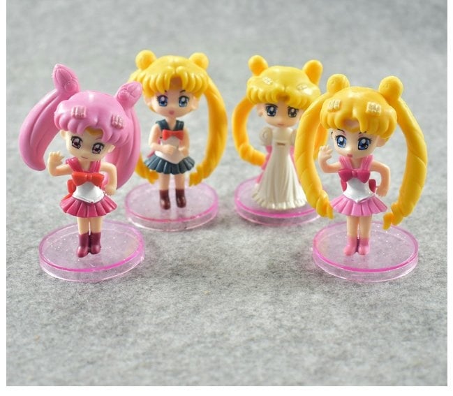 4 IN 1 Sailor Moon Cake topper figure