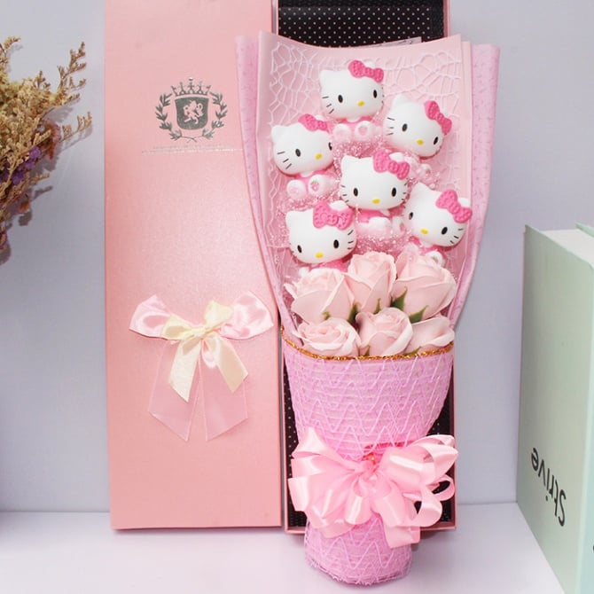 6pcs hello kitty and 6pcs soap flower with gift box