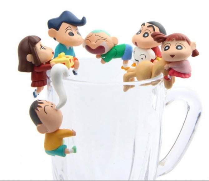 6 IN 1 Shin Chan Figurine set / cake Topper with boxes