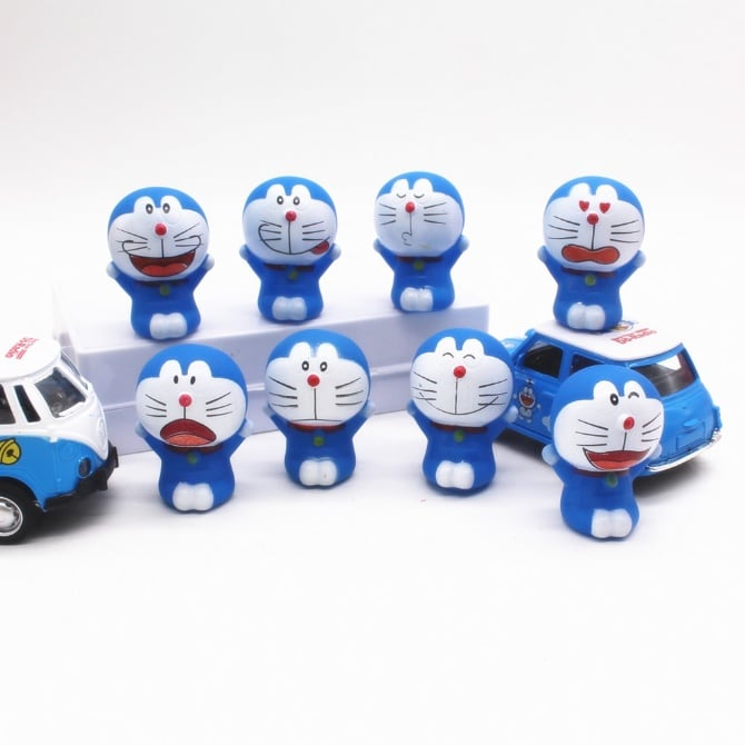 Doraemon plastic Figurine Set Cake Topper (8 in 1)