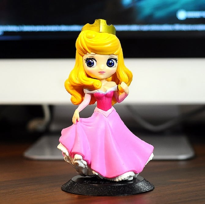 Princess AURORA Figurine / Cake Topper  14CM